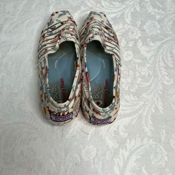 Skechers BOBS Memory Foam White Floral Mesh Slip On Women's 5.5 - Picture 6 of 8